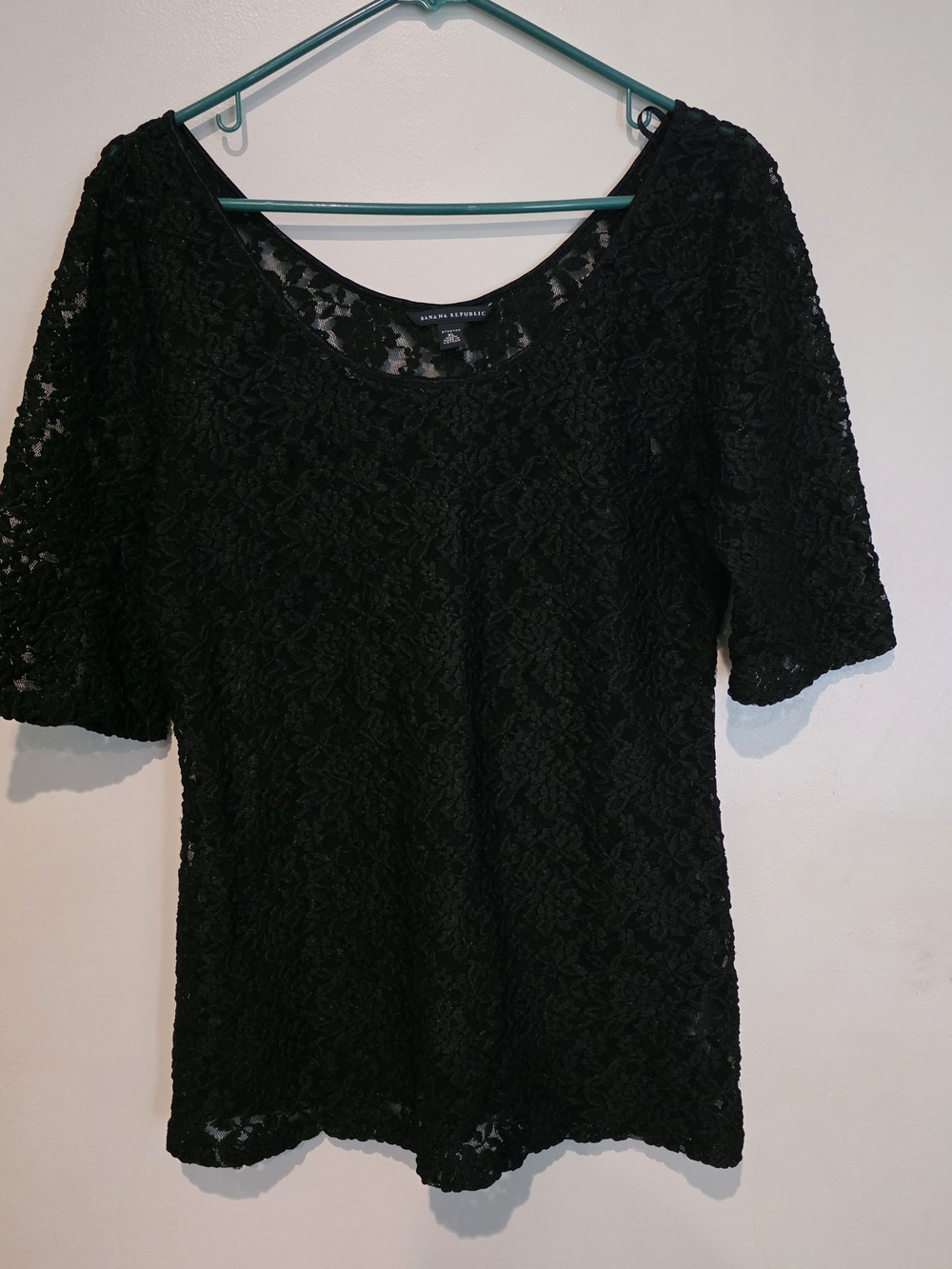Banana Republic Women's Black Floral Lace Blouse Short Sleeve Scoop Neck XL
